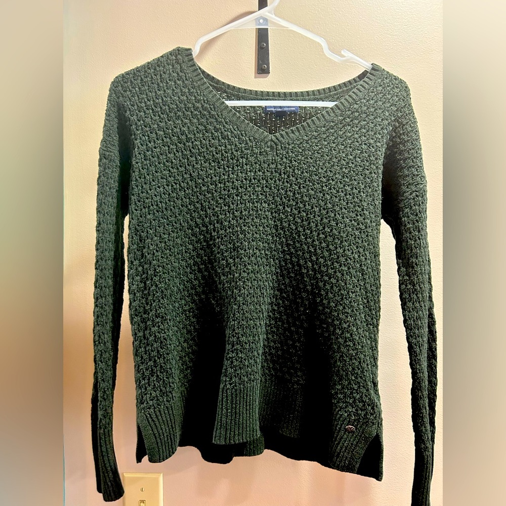 XS American Eagle dark green sweater